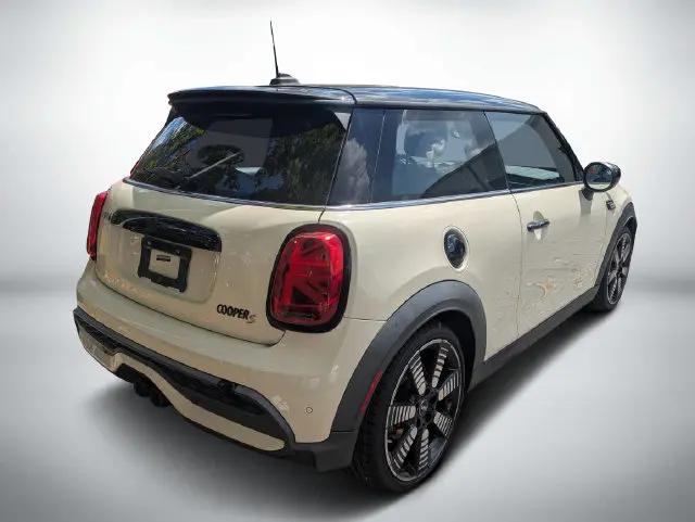 2022 MINI Hardtop Cooper S