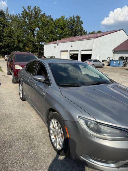2016 Chrysler 200 Limited