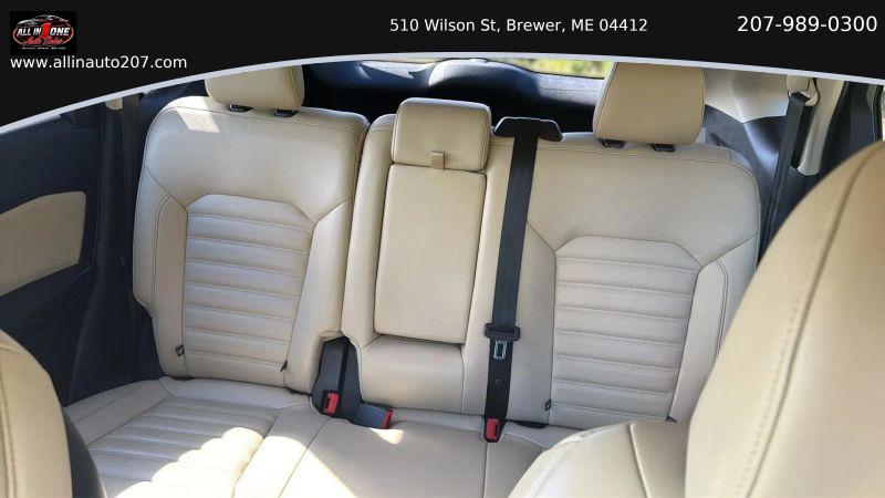 2017 Ford Edge SEL