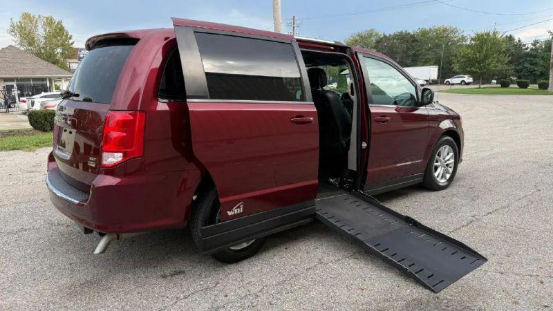 2018 Dodge Grand Caravan SXT for sale near Columbus, OH