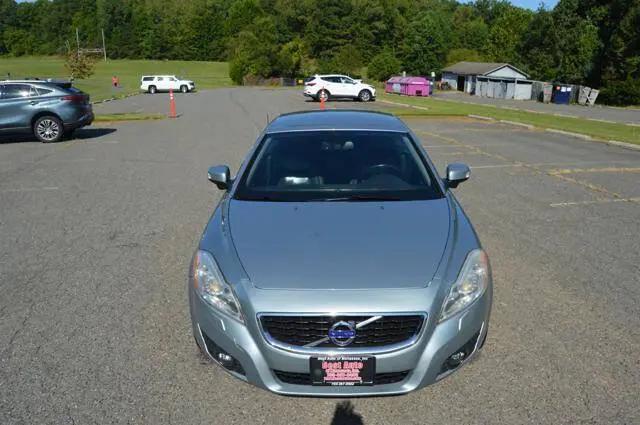 2011 Volvo C70 T5
