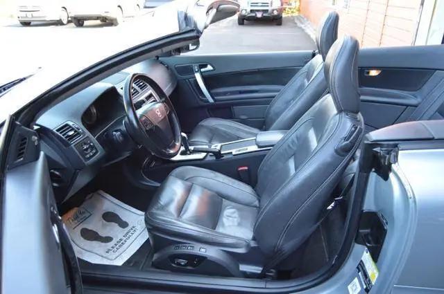 2011 Volvo C70 T5