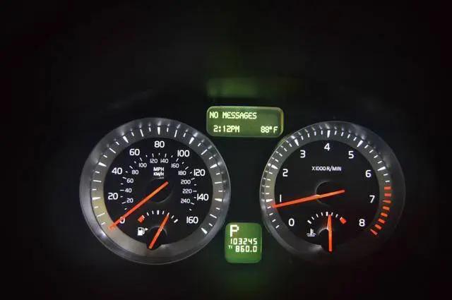2011 Volvo C70 T5