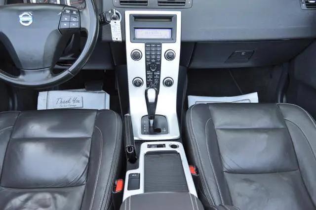 2011 Volvo C70 T5