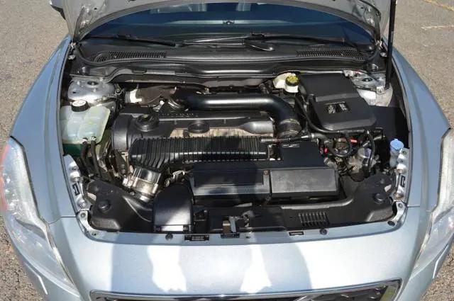 2011 Volvo C70 T5