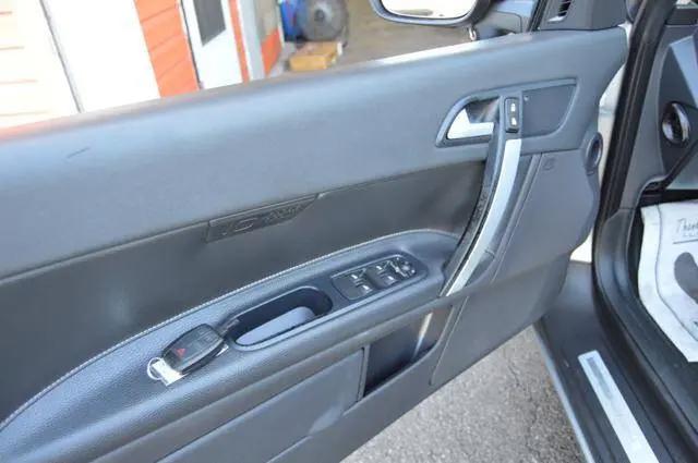 2011 Volvo C70 T5