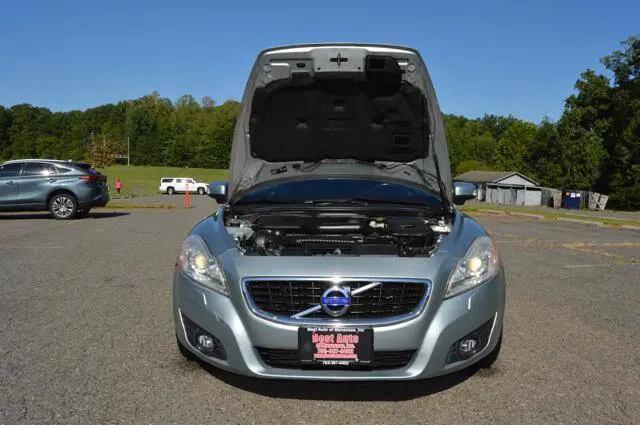 2011 Volvo C70 T5