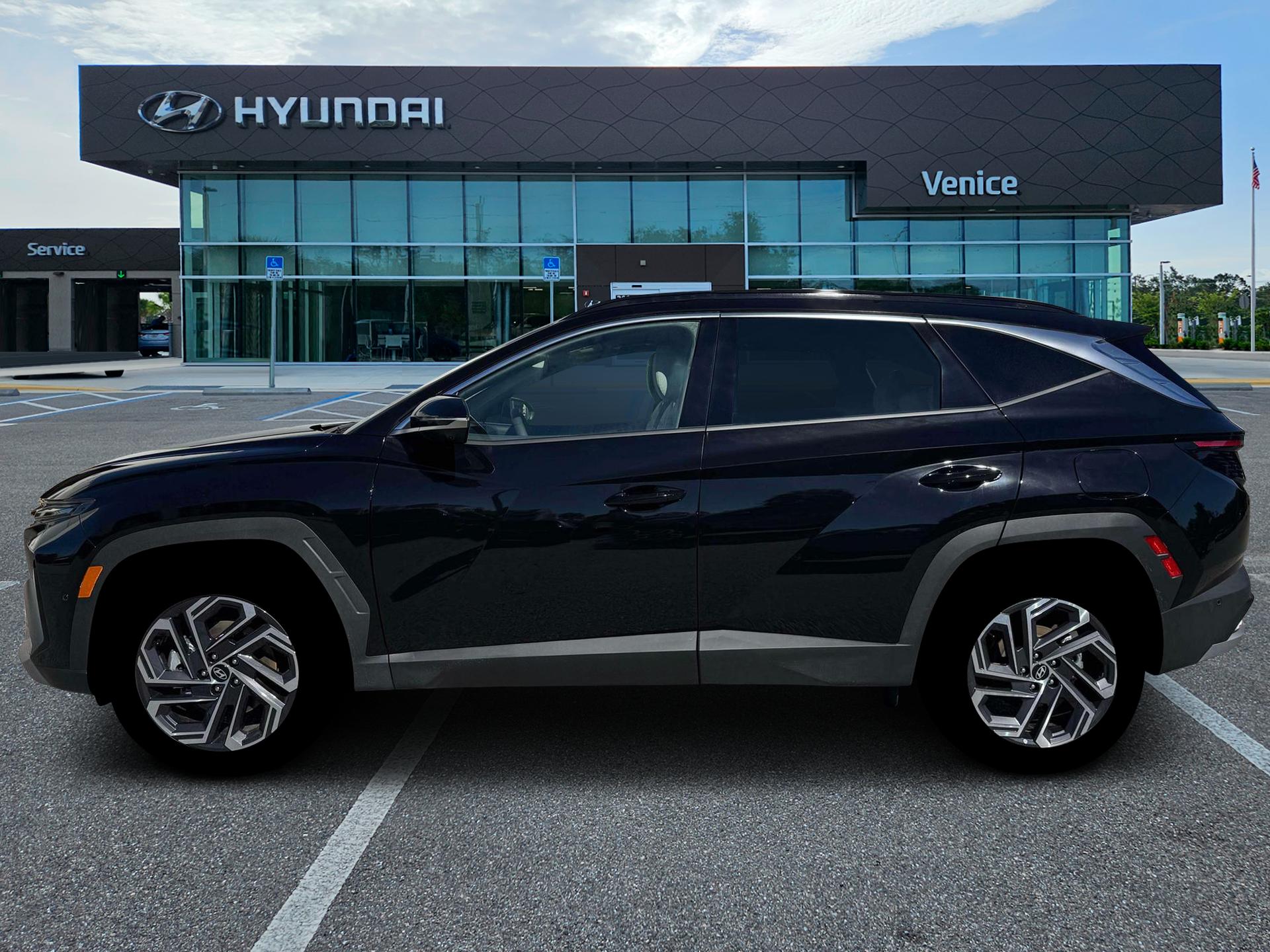 2026 Hyundai TUCSON HYBRID Limited - Image 3