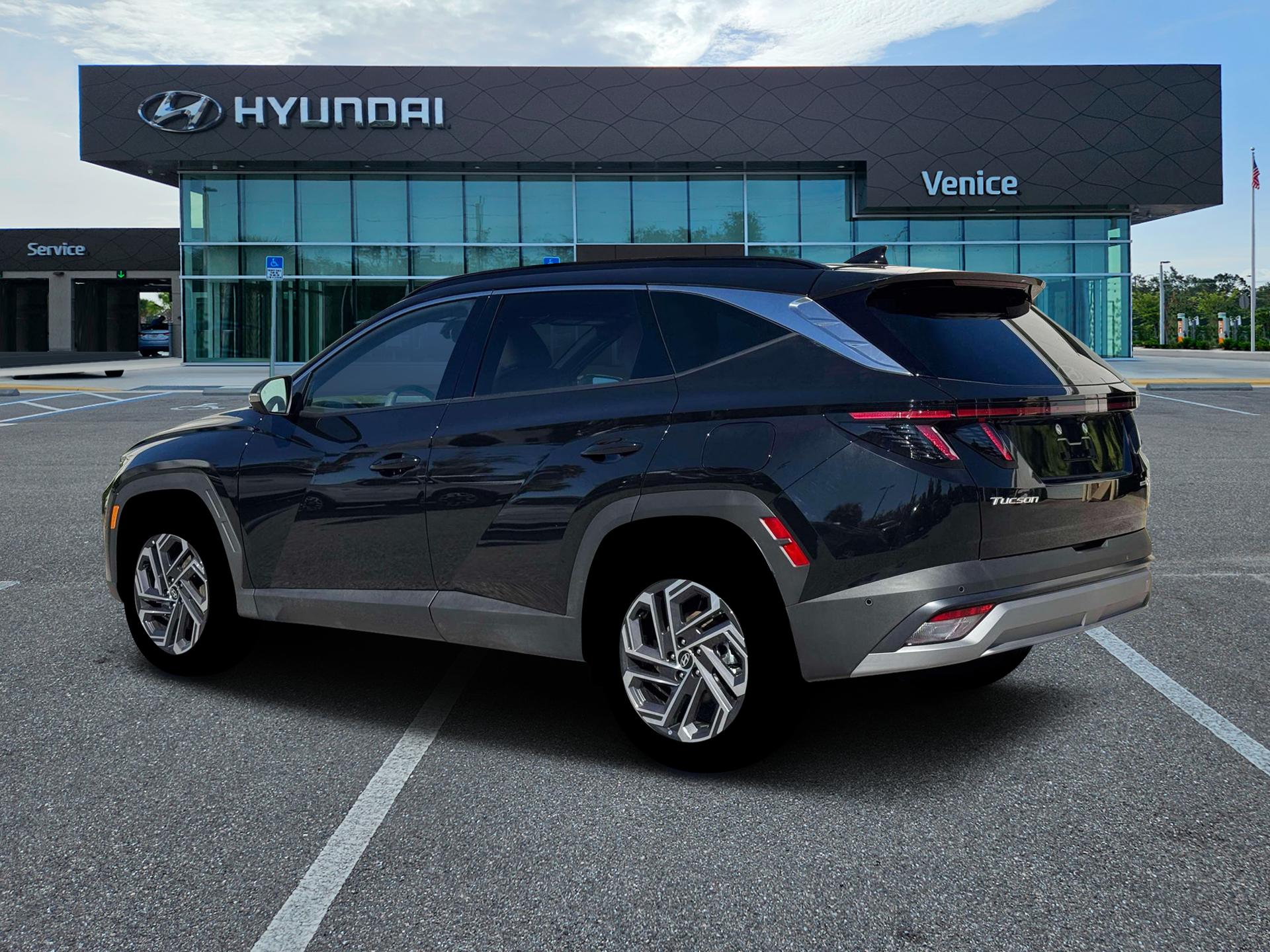 2026 Hyundai TUCSON HYBRID Limited - Image 4
