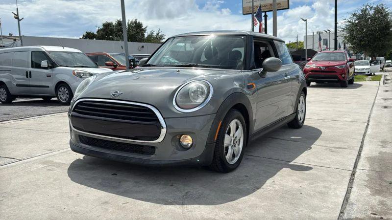 2019 MINI Hardtop Cooper