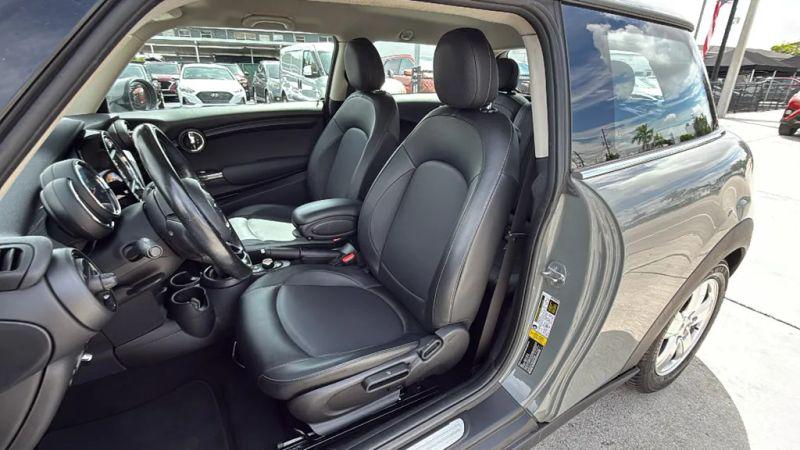 2019 MINI Hardtop Cooper