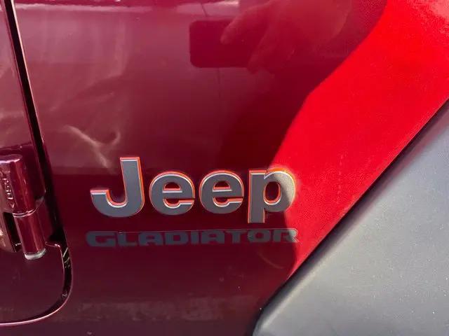 2021 Jeep Gladiator Sport