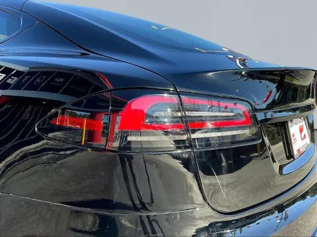 2022 Tesla Model S Dual Motor All-Wheel Drive