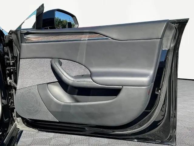 2022 Tesla Model S Dual Motor All-Wheel Drive