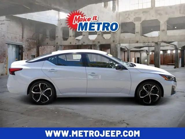 2024 Nissan Altima SR FWD for sale in Chicopee, MA