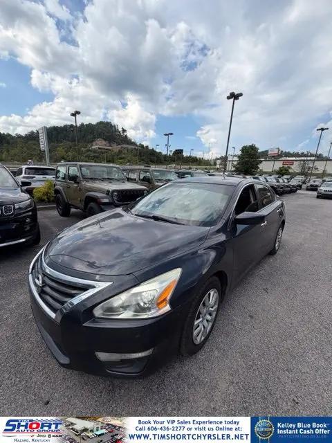 2014 Nissan Altima 2.5 S for sale in Hazard, KY