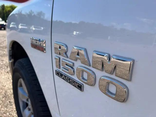 2020 Ram 1500 SLT Crew Cab 4x4 57 Box