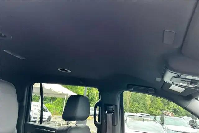 2025 Chevrolet Suburban 4WD LT