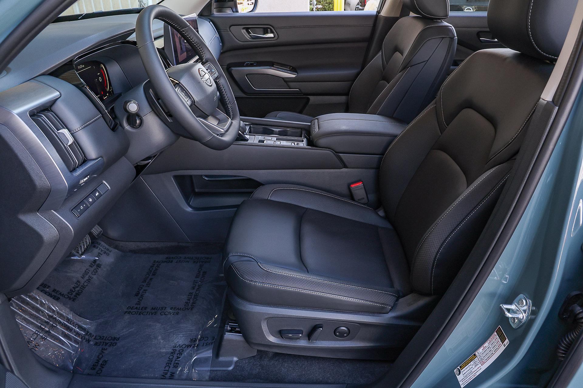 2026 Nissan Pathfinder SL - Photo 9