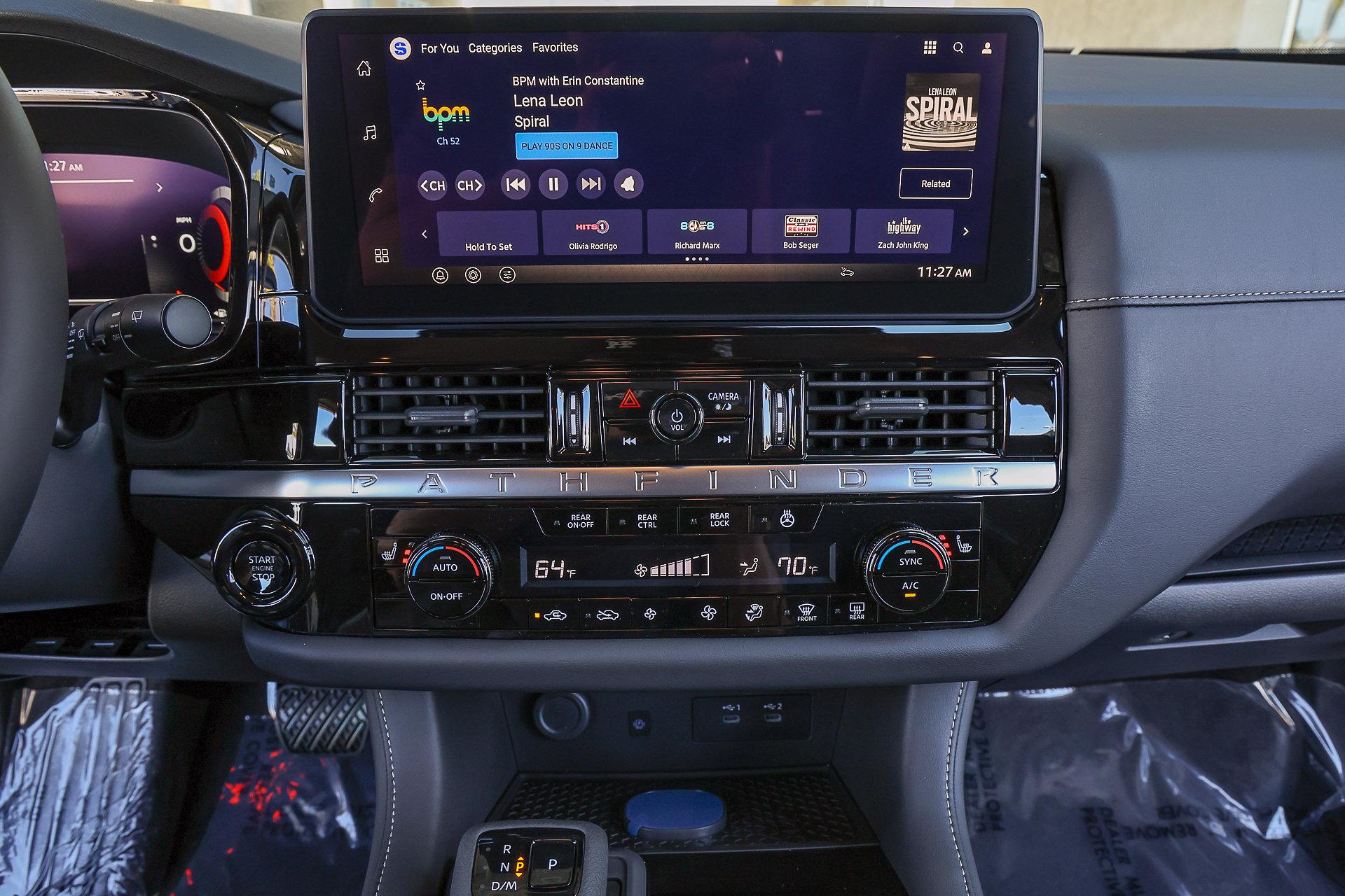 2026 Nissan Pathfinder SL - Photo 13