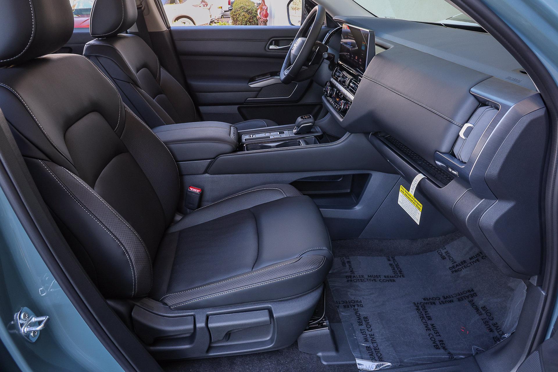 2026 Nissan Pathfinder SL - Photo 35
