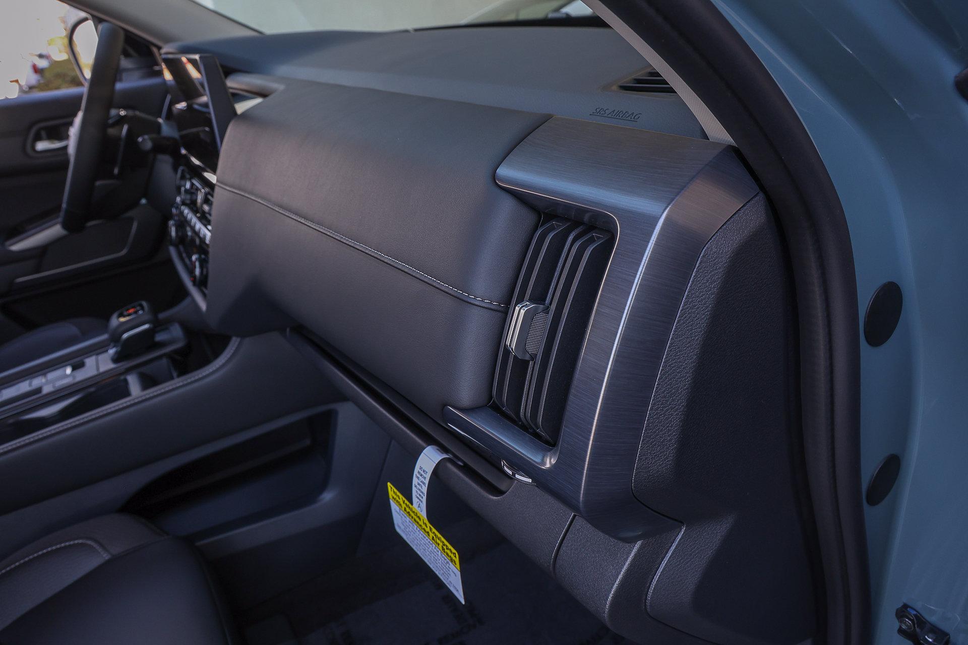 2026 Nissan Pathfinder SL - Photo 37