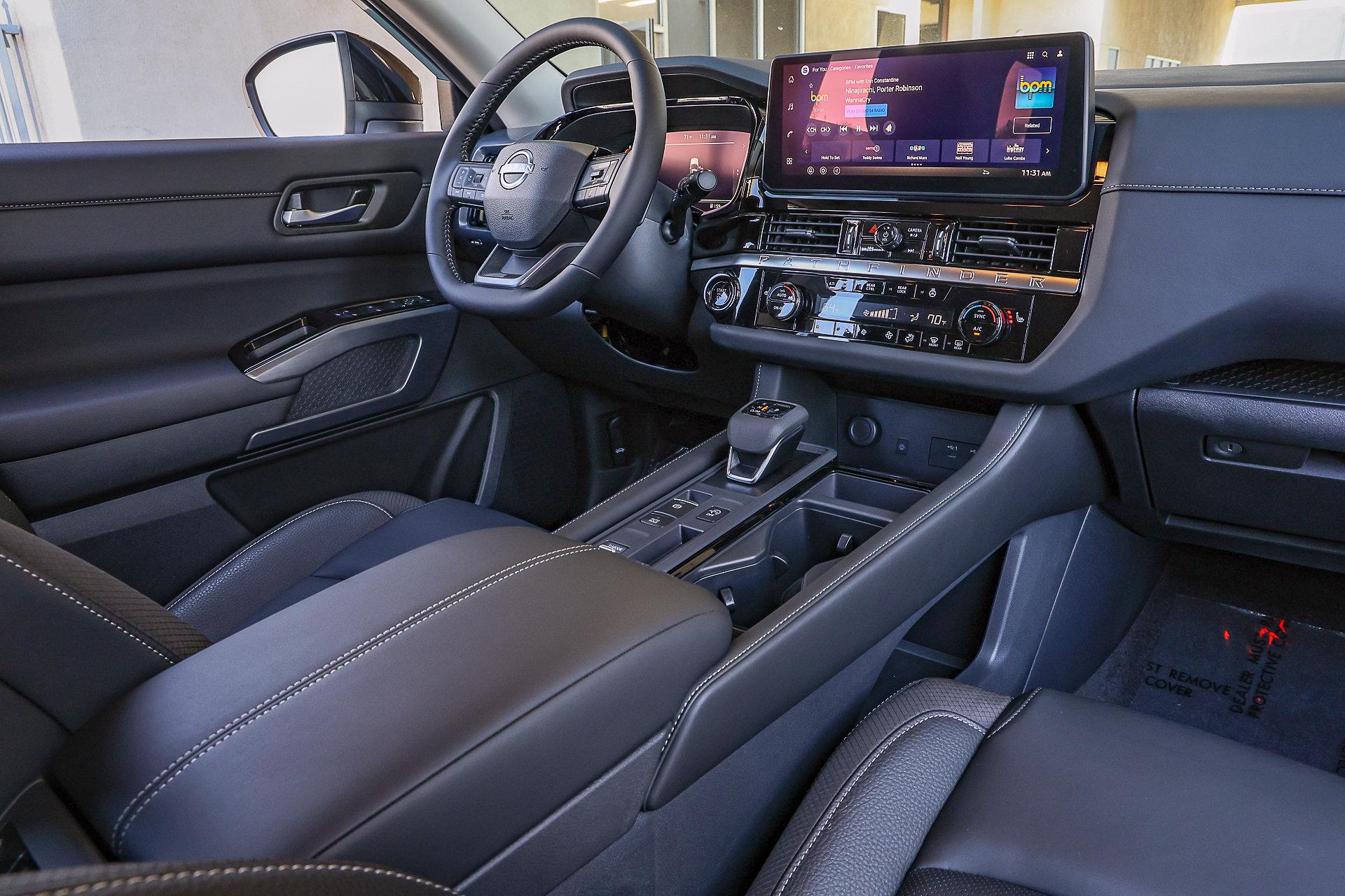 2026 Nissan Pathfinder SL - Photo 38