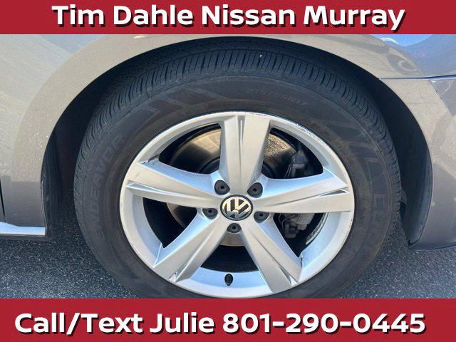 2015 Volkswagen Passat 1.8T Limited Edition