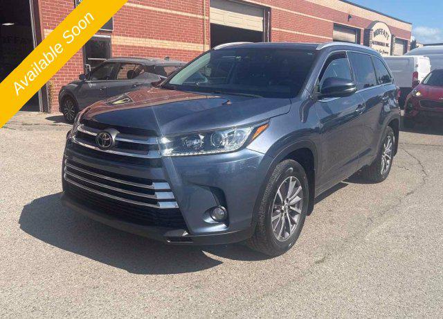 2018 Toyota Highlander XLE for sale in Michigan Center, MI