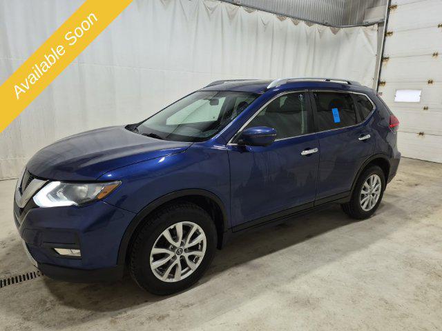 2017 Nissan Rogue SV for sale in Michigan Center, MI