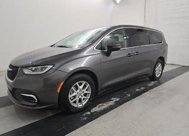 2023 Chrysler Pacifica Touring L for sale in Burlington, WA