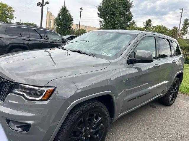 2022 Jeep Grand Cherokee Laredo X 4x4 for sale in Cranberry Township, PA