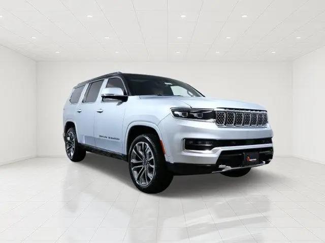 2022 Jeep Grand Wagoneer Series III 4x4 for sale in Apple Valley, MN