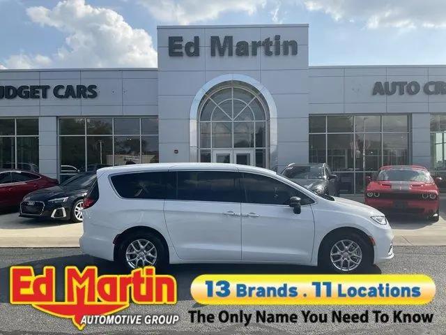 2025 Chrysler Pacifica Select for sale in Anderson, IN