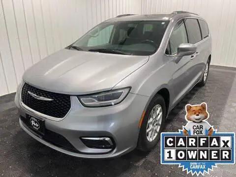 2023 Chrysler Pacifica Touring L for sale in Appleton, WI
