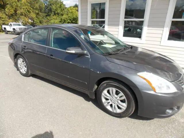 2010 Nissan Altima 2.5 S for sale in Sheffield, MA
