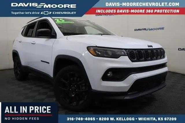 2025 Jeep Compass Latitude 4x4 for sale in Wichita, KS