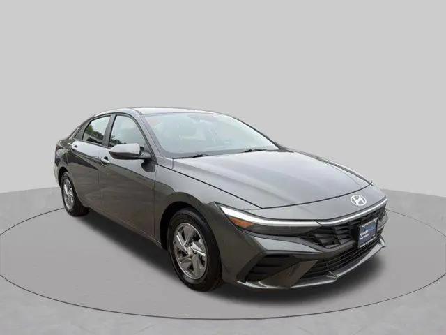 2024 Hyundai Elantra SE for sale in Jefferson City, MO