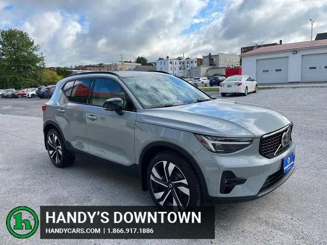 2024 Volvo XC40 B5 Ultimate Dark Theme for sale in St Albans, VT