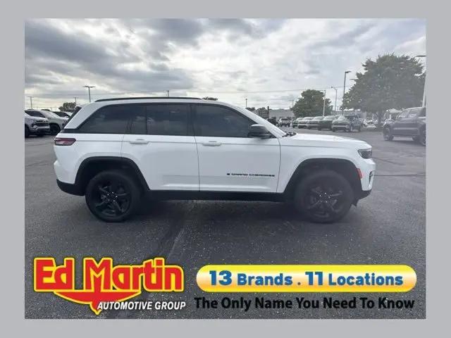 2023 Jeep Grand Cherokee Altitude 4x4 for sale in Anderson, IN