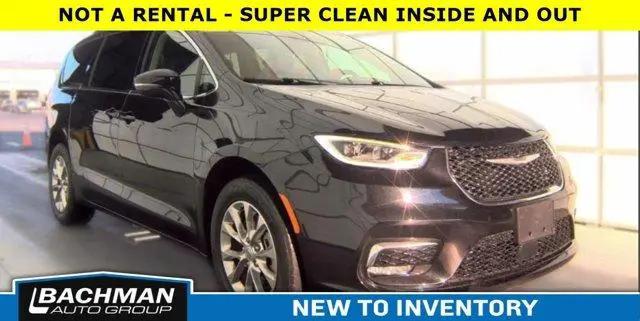 2022 Chrysler Pacifica Touring L AWD for sale in Jeff, IN