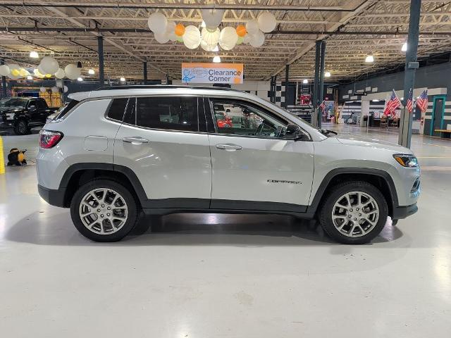 2022 Jeep Compass Latitude Lux 4x4
