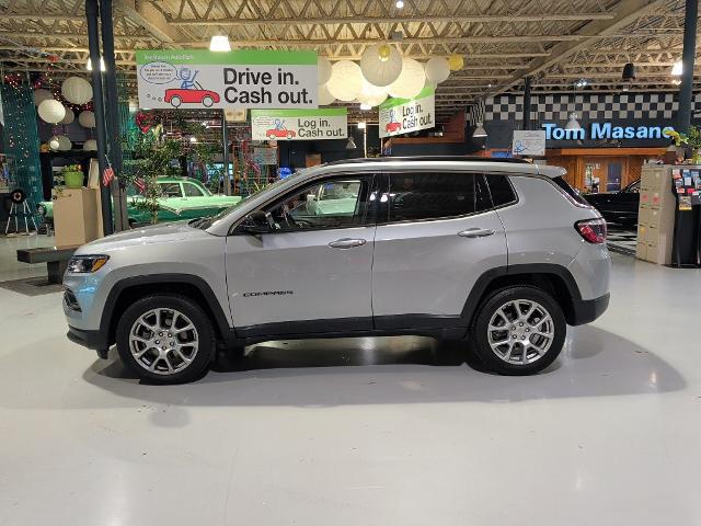 2022 Jeep Compass Latitude Lux 4x4