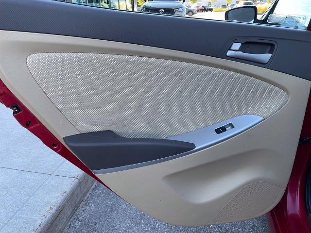2013 Hyundai Accent GLS