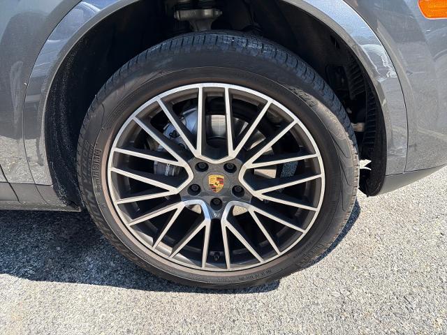 2020 Porsche Cayenne Base