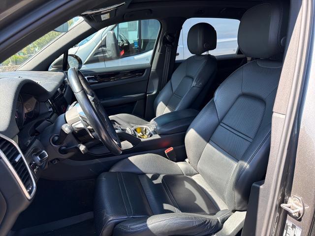 2020 Porsche Cayenne Base