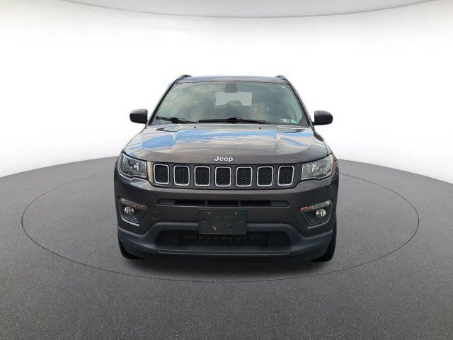 2019 Jeep Compass Latitude 4x4 2019 Jeep Compass Latitude 4x4