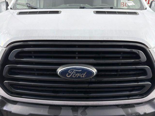 2019 Ford Transit 148 WB Medium Roof Cargo