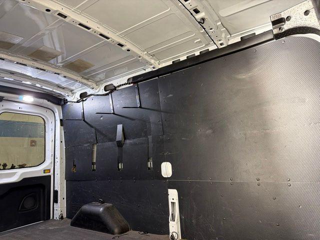 2019 Ford Transit 148 WB Medium Roof Cargo