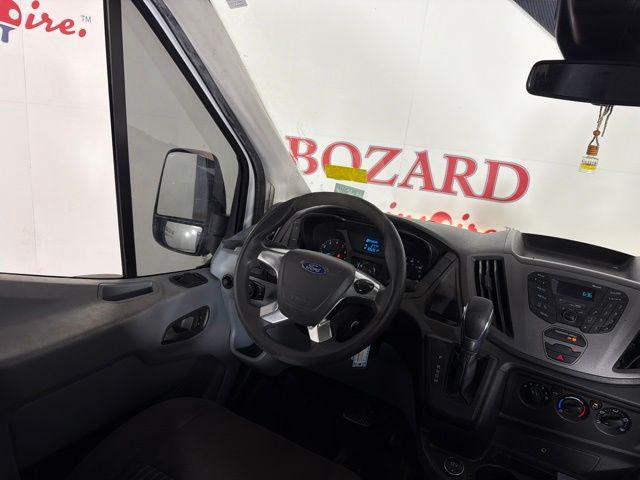 2019 Ford Transit 148 WB Medium Roof Cargo